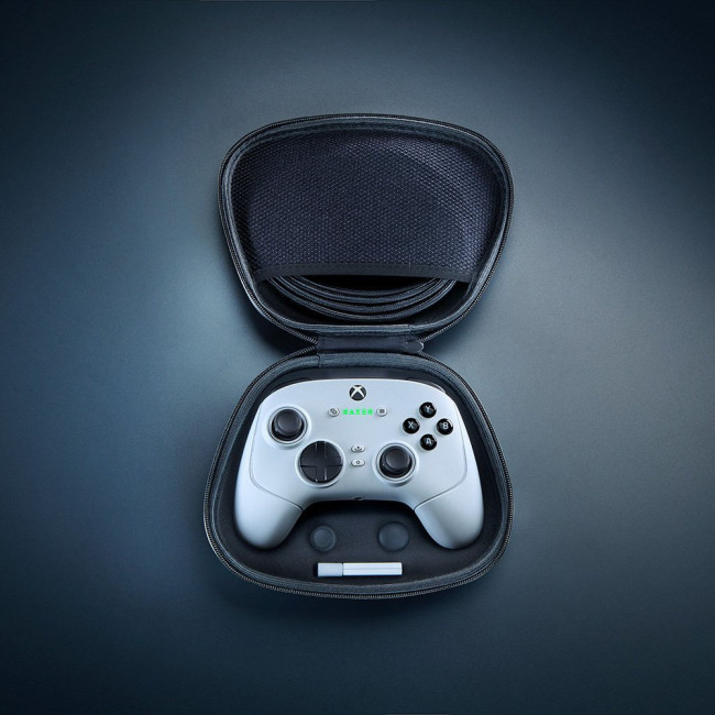 Игровой контроллер Razer Wolverine V3 Pro - White Gamepad Razer RZ06-05200200-R3M1 Игровой контроллер Razer Wolverine V3 Pro - White Gamepad Razer RZ06-05200200-R3M1