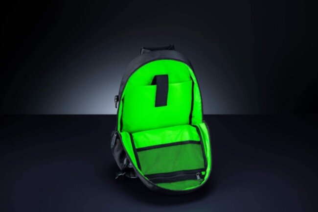 Рюкзак Razer Rogue Backpack (13.3") V3- Chromatic Edition Razer Rogue Backpack 13.3 V3 Chromatic Edition