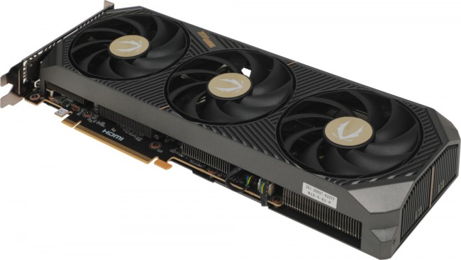 Видеокарта Zotac GAMING GeForce RTX 5070 Ti SOLID SFF OC (ZT-B50710J3-10P) Видеокарта Zotac GAMING GeForce RTX 5070 Ti SOLID SFF OC (ZT-B50710J3-10P)