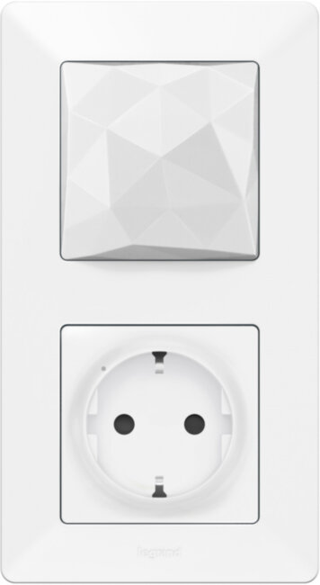 VLN-l БЕЛ Стартовый пакет умн. Стартовый комплект умного дома Legrand серия Valena Life with NETATMO, Цвет Белый. Состоит: Шлюз WiFi + Умная розетка с заземлением 16А, 230В + Главный беспроводной выключатель + Рамки в комплекте + Многоразовые наклейки для VLN-l БЕЛ Стартовый пакет умн. Стартовый комплект умного дома Legrand серия Valena Life with NETATMO, Цвет Белый. Состоит: Шлюз WiFi + Умная розетка с заземлением 16А, 230В + Главный беспроводной выключатель + Рамки в комплекте + Многоразовые наклейки для