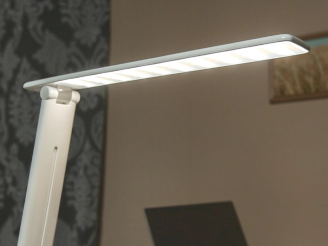 Светильник настольный светодиодный СТАРТ  CT62 белый Светильник настольный светодиодный СТАРТ CT62 белый